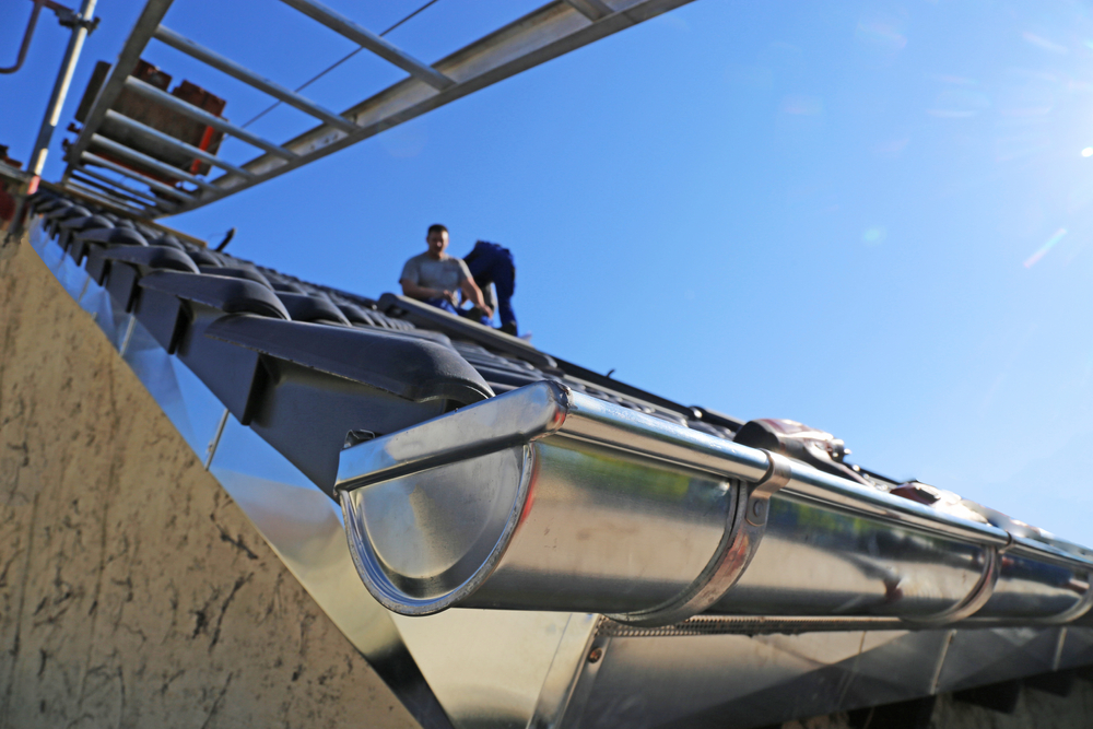 Roofing,Work,,New,Covering,Of,A,Tiled,Roof